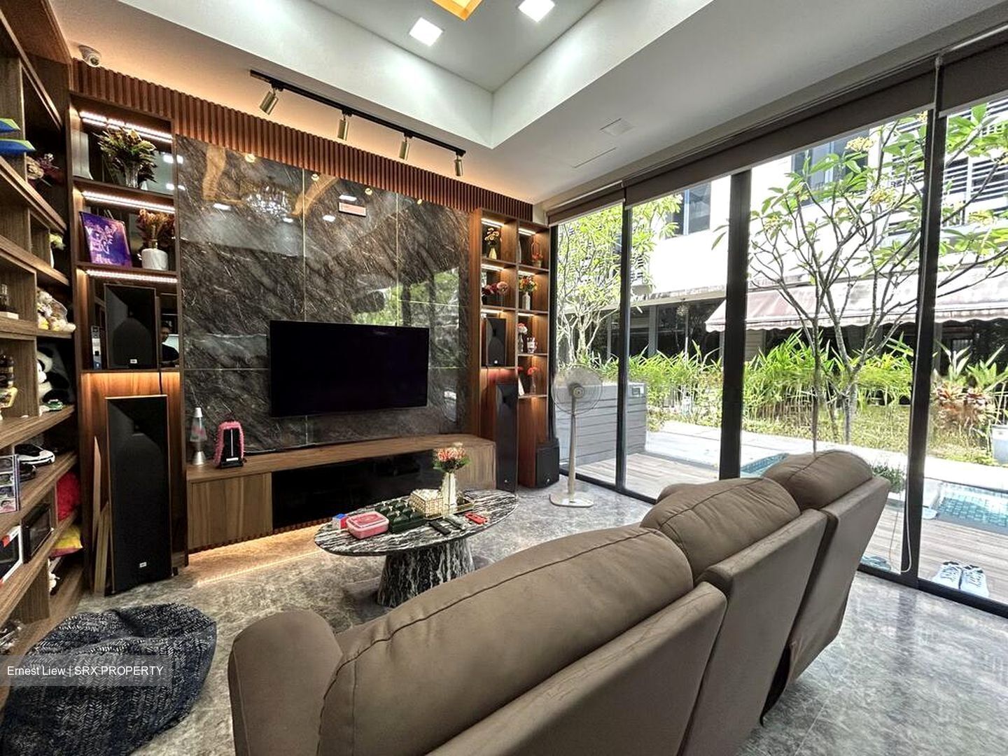 Sunrise Avenue (D28), Terrace #460379221